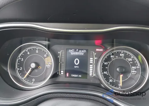 2019 Jeep Cherokee Latitude Plus 4X4 z USA, uszkodzony, nr VIN 1C4PJMLB4KD300152